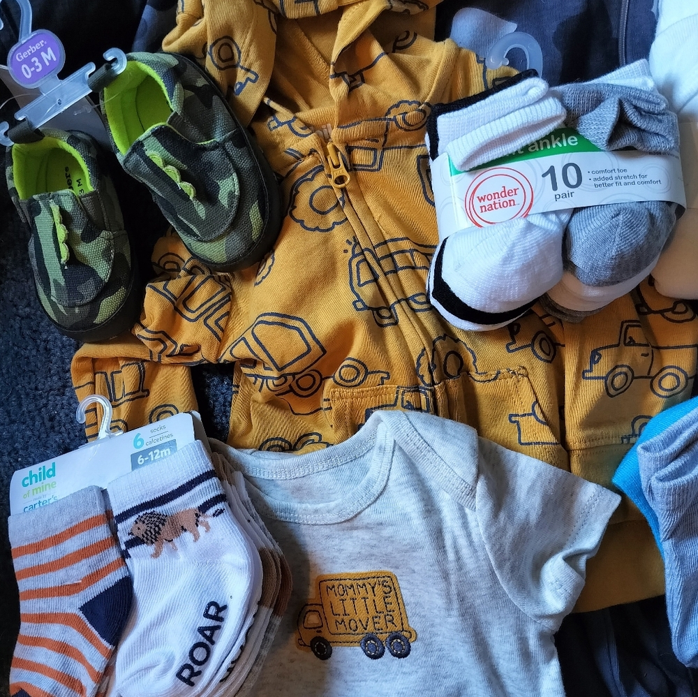 ♦️ 3 for 13 Lot of baby/toddler clothing assortment of sizes. Mostly NWT